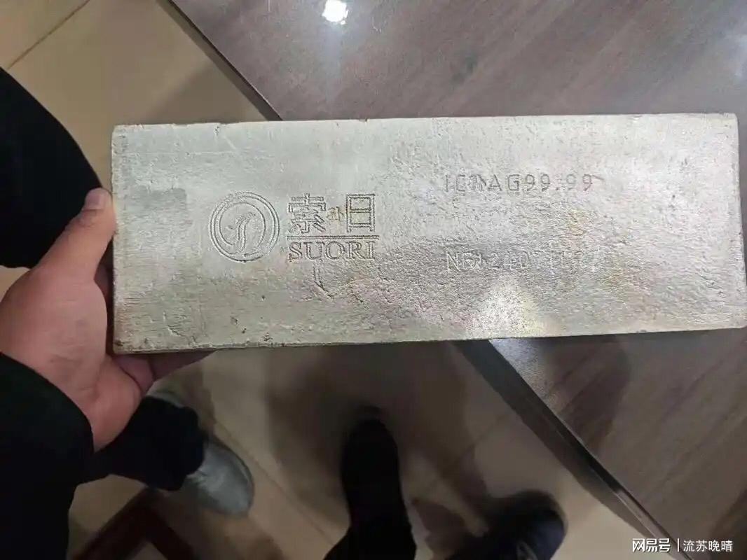 美记:只要詹姆斯确定下家,布朗尼也会被交易或者裁员