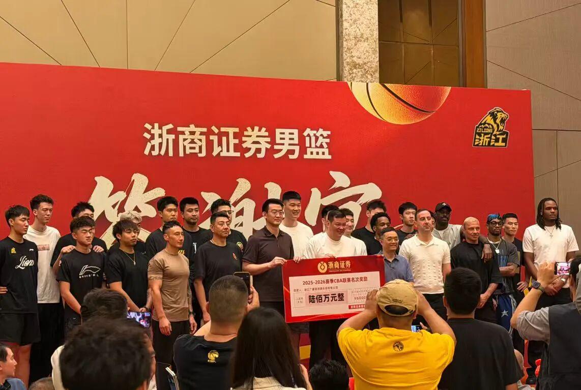 布伦森高呼XX文班!多人盼纽约为他塑雕像 队记:最接近科比之人