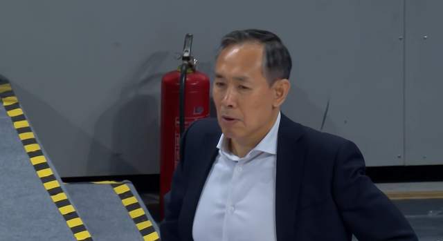 米奇：福克斯明天比赛最后时刻依然会拿球 并且我对他充满信心